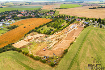 Prodej stavebního pozemku včetně stavebního povolení na RD, - 9
