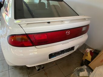 Mazda 323 F 2.0 GT V6 rok 1995 - 9