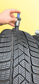 17" disk BMW X1 se zimními pneu 225/55/17 - zánovní - 9