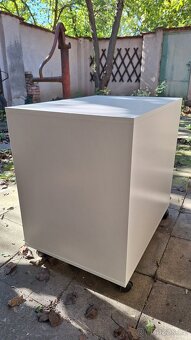 IKEA ALEX Zásuvkový díl na kolečkách - 9