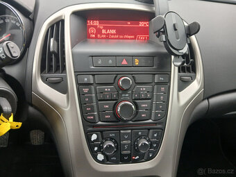 Opel Astra Com 1.6i Jen 98.000 Km serviska - 9