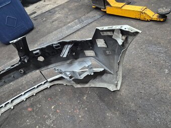 Škoda Superb 3 přední nárazník - 9