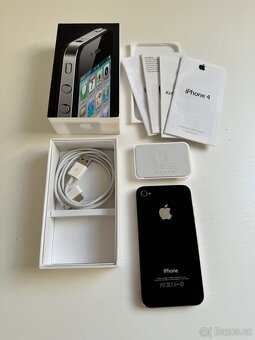 Sbírka iPhone 2G - 4S - 9