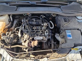 Ford Focus Combi 1.0 Ecoboost motor KO - 9