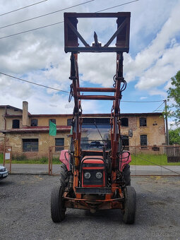 TRAKTOR ZETOR 7211 S NAKLADAČEM - 9