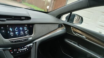 CADILLAC XT5, PLATINUM Top stav, 51000 km R.v.2017 Max sleva - 9