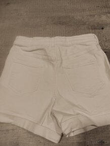 Kraťasy H&M a jiné - 9