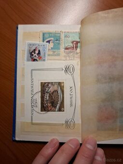 Prodám A6 album9 s poštovními známkami. - 9