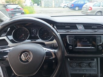 Touran 1.2 tsi 81kW, rok 2016, najeto 184000km - 9