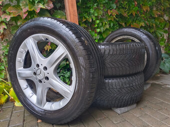 255/50/R19 Bolt Pattern: 7JX 19 / 5x112mm (5x4.4") - 9