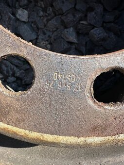 Lohr , kossbohre,r pneu , disky 245/70 r 17,5 - 9