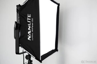 Profi LED světlo Nanlite Mixpanel 150 RGBWW  - 9