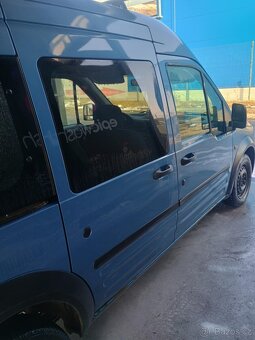 Prodám Ford tourneo connect 1.8 nafta - 9