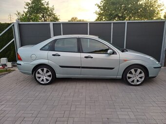 Ford focus 1.6 16V 2004 - 9