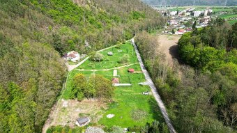 Prodej pozemku/zahrady (1038m2) v přírodním parku Údolí Bílé - 9