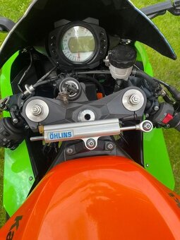 KAWASAKI ZX-10R NINJA 2008 - 9