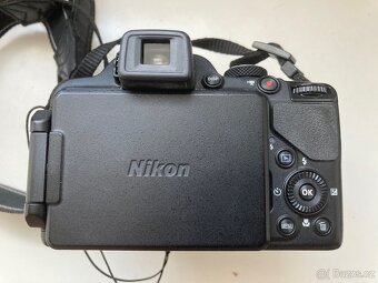 Nikon Coolpix P520 - 9