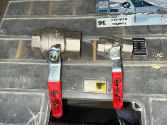 Instalatérský materiál - 9