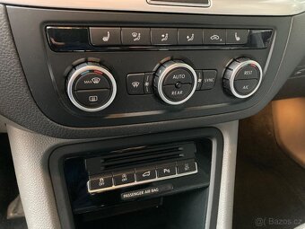 Volkswagen Sharan 2.0 TDI 4Motion, 103Kw, 5 míst, tažné - 9