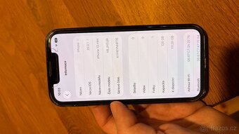 Prodám modrý iPhone 13 mini 128GB - 9