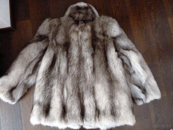 Krátký kožich z lišky - 9