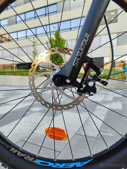 Rockrider E-ST500 (Decathlon) M na 175-185 cm kola 27,5 - 9
