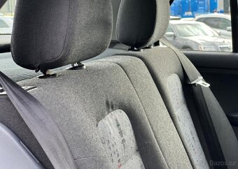 Škoda Fabia 1.2i 40kw ZÁMEK Ř.P. PŮVOD ČR manuál 40 kw - 9