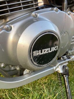 Suzuki GS500E - 9