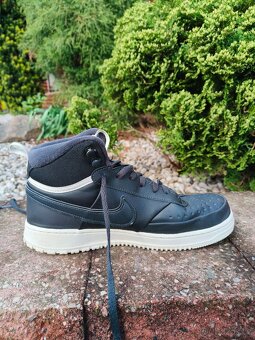Nike Obuv Court Vision Mid - 9