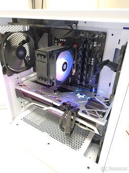 Herní PC Sestava AMD Ryzen 5600 White Style XPG - 9
