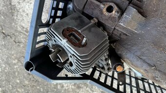 Jawa 555 – kompletní, s prsíčky a díly navíc, bez TP - 9