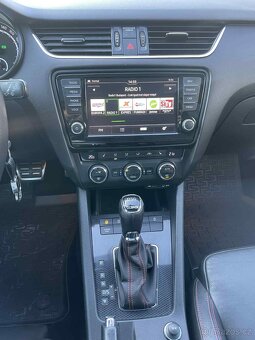 Škoda Octavia Combi 2.0 TDI DPF RS DSG - 9