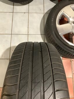 Alu kola Škoda R17 5X112 LETNÍ PNEU 225/50 R17 MICHELIN - 9
