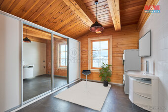 Prodej rodinného domu, 216 m², Nové Hrady, ul. Vilová čtvrť - 9