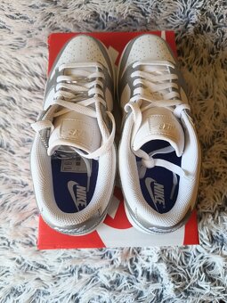 Nike Dunk Low W "Metallic Silver - Blue Joy" - 9