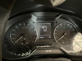 Škoda octavia III kombi 1.6tdi 77kw najeto 184tkm na ND - 9