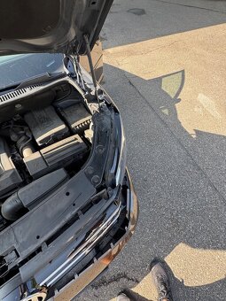 Vw touran 1.6 tdi 2014 85 tkm xsenon - 9