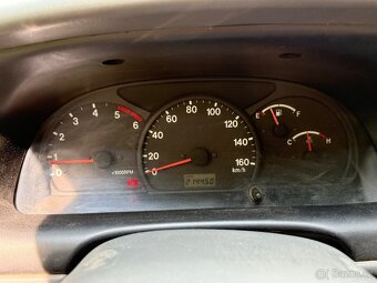 Suzuki Grand Vitara 2.0 TD - 9