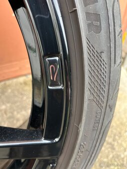 VW Golf 8 R GTI Top stav R19 - 9
