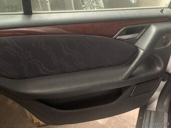 Prodám Mercedes-Benz W210, E 290 TD, r.v.1997, automat. - 9
