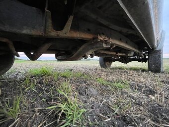 Toyota Hilux SR5 - 9