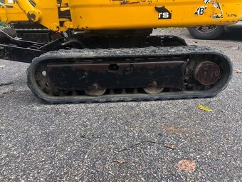 Prodám minibagr JCB 8008 CTS - 9
