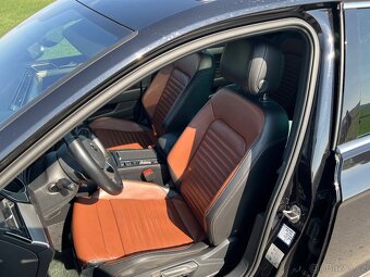 VW Passat B8 Elegance, Kůže - 9
