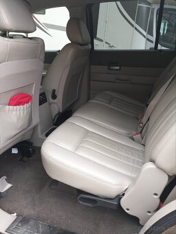 Dodge Durango - 9