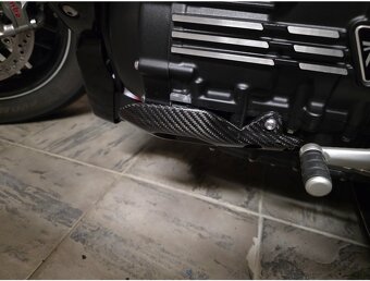 Triumph Rocket 3gt Chrome editon - 9