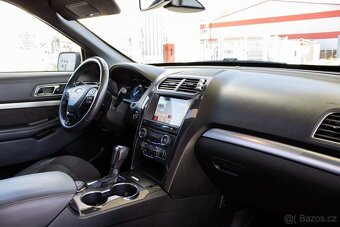 Ford Explorer 3.5 V6 XLT - 9