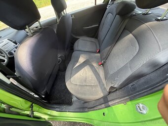 https://auto.bazos.cz/inzerat/225170602/hyundai-i20-12-57kw- - 9
