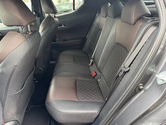 Toyota C-HR Hybrid 1.8 72kW Aut. 78tkm Keyless par. kamera - 9