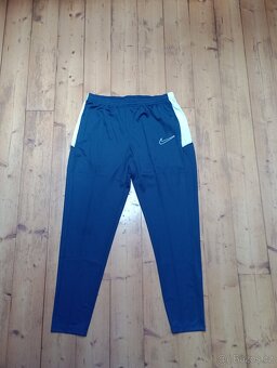 Pánská tepláková souprava Nike - 9