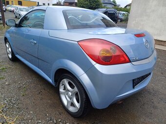 Opel tigra 1.4 sport - 9
